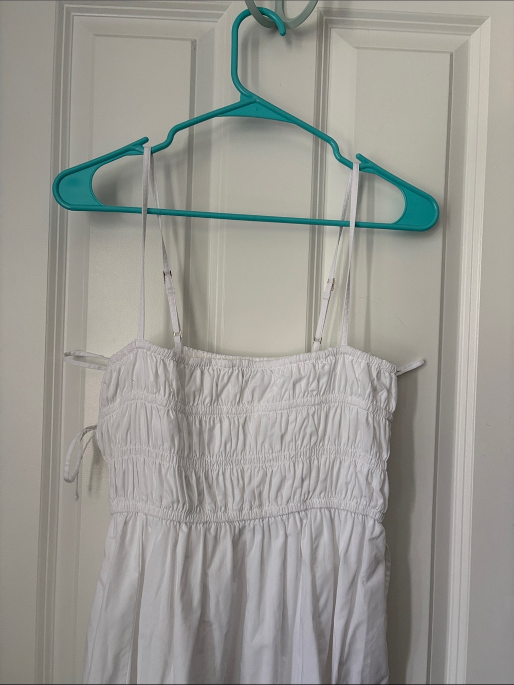 Abercrombie & Fitch Women's Smocked
Babydoll Tie Mini Dress - Picture 2 of 8